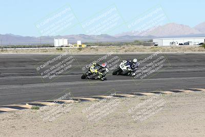 media/Jan-16-2026-CVMA Friday Practice (Fri) [[6f2bf47531]]/5-Racer 4-Trackday1/Session 2 (Bowl)/